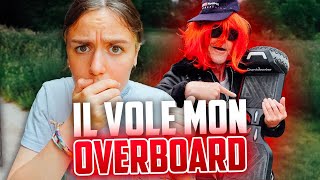 IL A VOLÉ MON OVERBOARD AU PARC ! - PINK LILY