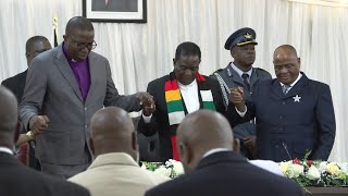 Hona President Mnangagwa vachinamatira Zimbabwe