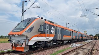 Dazzling Capture Of Vande Metro From a Close Range At Khajuraho #Vandemetro #metrotrain