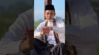 Tangan diatas lebih baik daripada tangan dibawah #ustadzabdulsomad #ceramahsingkat #uas  #shorts