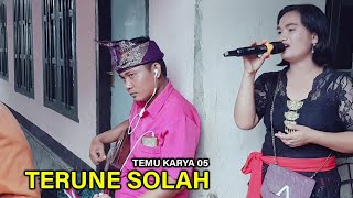 MERDUNYA LAGU SASAK TERUNE SOLAH YANG DI NYANYIKAN BAIQ MUSTIANAH TEMU KARYA 05