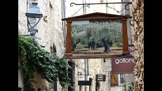 St Paul de Vence - Provence (w/ boules playing)