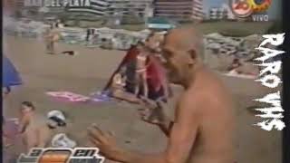 Viejo loco en Playa de Argentina