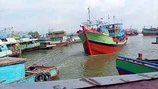 UJI COBA MESEN RF -10 KAPAL MOTOR CAKALAN BARU DI MUARA PEKALONGAN#nelayan #viral #kapal #kapallaut