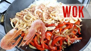 Wok mit Garnelen und Tintenfisch, ein einfaches Rezept! #wok gerichte