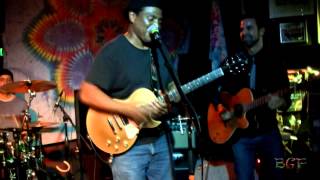 Magic Gravy with Ray White - 2012-11-15 - Quixote's True Blue