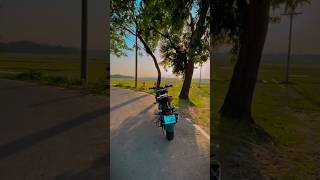 Suzuki gixxer bike riding