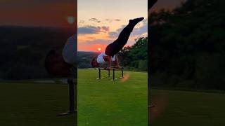 calisthenics & sunsets 🌅 #fyp #foryou #calisthenics #workout #fitness #sunset #andrewexclusive