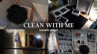 Cleaning with VIBES ONLY! No talking, lets get to it