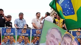 FLAVIO BOLSONARO CHORA AO LEMBRA DA FACADA...