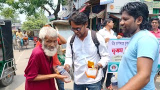 কালিহাতী রিপোর্টার্স ইউনিটির উদ্যোগে পথচারীদের মাঝে বিশুদ্ধ খাবার পানি ও স্যালাইন বিতরণ