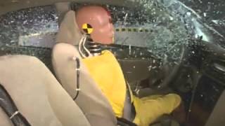 Crash Test2005 Toyota Corolla side test