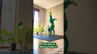 Spend the morning w/ me 💚🤸🏼‍♀️🤣 #shorts #funny #handstand #viral