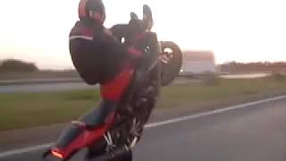 Wheelie auf dem Tank , Epic Wheelie , CRAZY !!! Best Wheelie Ever , Stunt Rider