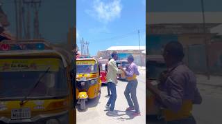 Raiiz prank public Somalia & Kenya 🇰🇪🫵🤫🤣🤣#subscribe #like #shere #prank #funnyvideo #tiktok