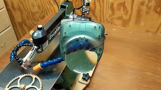 Magnifier Arrangement For The Scroll Saw