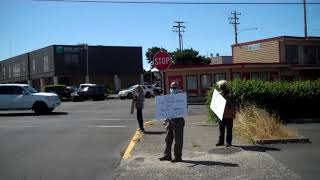 Peaceful Neighborhood Protest Against Trump’s Takeover of the U S  Postal Service