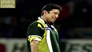 Wasim Akram Most Swing Bowling With The Old Ball - Amazing Reverse Swing Bowling