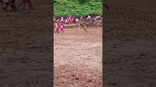 Viral Lapangan Sepak Bola Lupur Total.