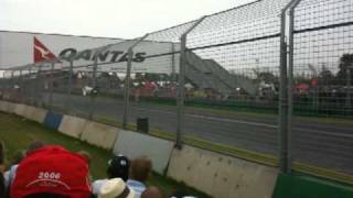 F1 2010 Australian GP - Hamilton overtakes Massa