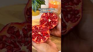 अनार छीलने का आसान तरीक़ा | Easy Pomegranate peeling #short #fruit #viral ​⁠@aparajitaspicygrill