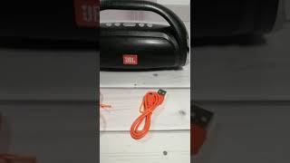 889BT BOOMBOX MINI колонка JBL, черная