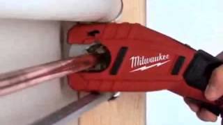 Milwaukee M12 Copper Pipe Cutter, C12 PC