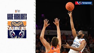 NBL23 | Cairns Taipans vs Adelaide 36ers highlights