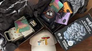 Holiday Vlog: North Spore Mushroom Gift Ideas