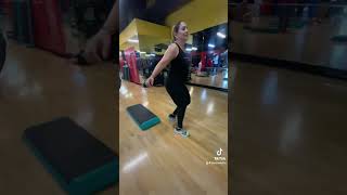 Step Class at @bodybyloleta #shortsyoutube #dance #yearsofyou #colombia #usadance #stepaerobics