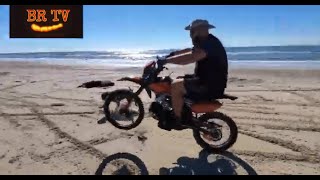 GopowersportsMAX DB-38 125cc dirt bike at the beach