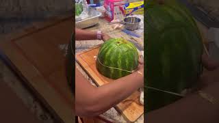 Kitchen Hack- cutting watermelon fir a picnic made easy !