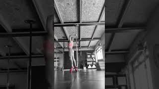 Exotic pole flow - pole dance routine - beginner pole flow