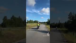 Mopedutbildning hos Stadens Trafikskola! Flera kurstillfällen finns ute på E-handeln🛵