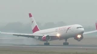 Austrian Airlines Boeing 767-31A(ER) landing at Vienna