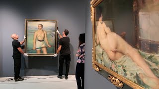 "Desnudos" empieza a tomar forma en la sala de exposiciones