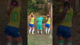 Neymar dançado Chapadinha na Gaveta 😲#viral #neymar #vanessalopes #famosos #dança