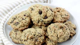 Oatmeal Raisin Cookies