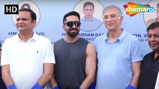 Ayushmann Khurrana & Shore Shine Spotted At Versova Beach Clean Up Initiative #shorts #shortvideo