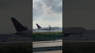 Delta Air Lines Boeing 767-300ER landing at LAX from JFK