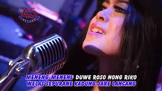 Utami Dewi Fortuna - Meneng Meneng Duwe Roso | Dangdut (Official Music Video)