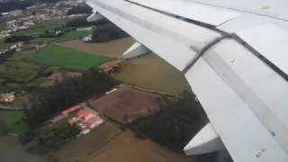 Plane landing at Oporto airport