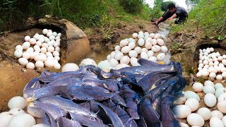 Wow fishing skill, A fisherman catch a lot of fish by hand skill