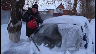 КИПЯТОК НА ЛОБОВОЕ СТЕКЛО В МОРОЗ...что будет?