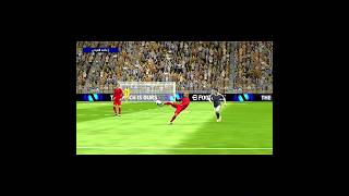 ربرتو كارلوس تسديده صاروخ #respect #efootball #love #pes #video #بيس_موبايل #pesmobile #بيس #crazy