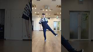 House Dance Tutorial: Basic Steps For Beginners | Chaplin Jump #dancemoves #shorts #dance