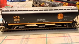 SCALETRAINS RIVET COUNTER AND OPERATOR GUNDERSON 5188 COVERED HOPPER REVIEW!