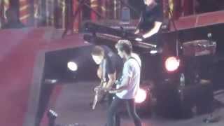 One Direction - Best Song Ever (Düsseldorf, Germany) HD