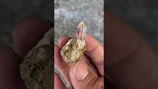 Clear quartz #quartz #quartzcrystals #minerals #gemstone #youtube #smallbusiness #clearquartz