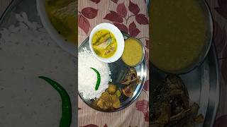 Dinner ready friend#food#thali#trending#cooking#thalifans#indianfood#fish#yt#recipeshorts#reels#song